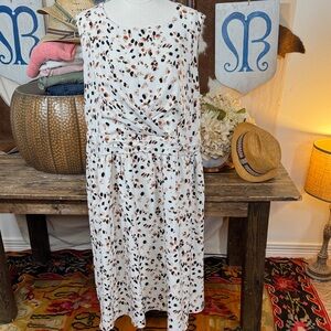 BloomChic White and Brown Patterned Midi Dress